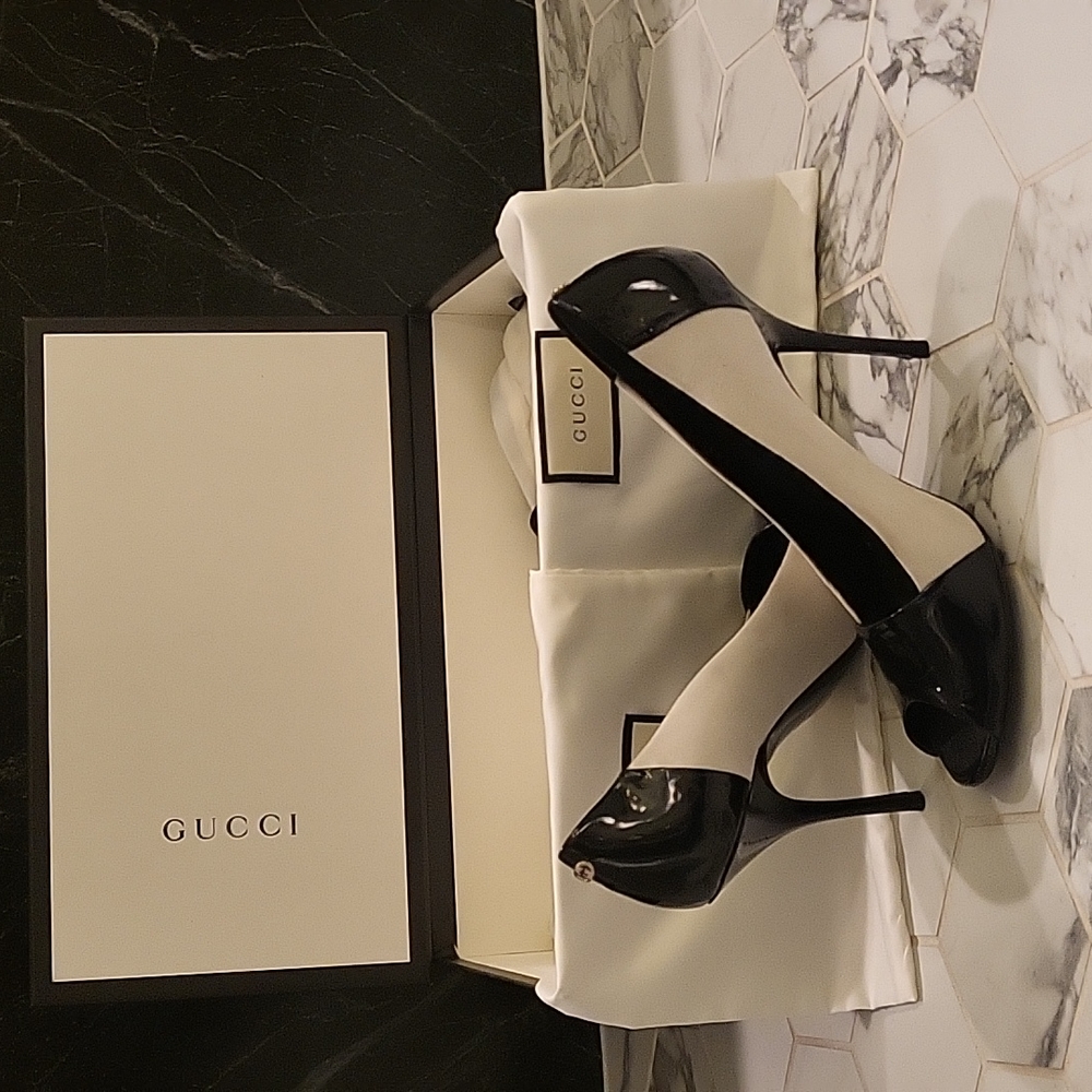COPY - Gucci heels